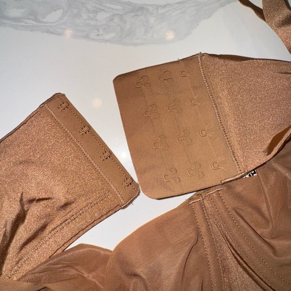 NWT SKIMS NO SHOW UNLINED BALCONETTE BRA - Ochre, 42DD - Picture 4 of 5